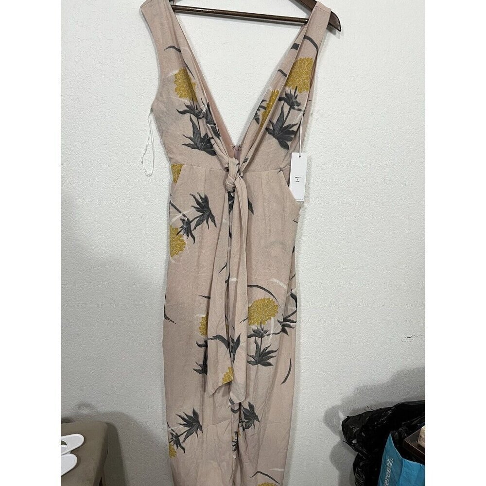 NWT White Closet Floral Jumpsuit Romper Pink Size Small Deep V Neck